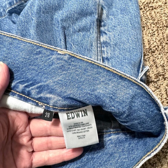 Edwin EUC Isla Denim Pleated Cotton Shorts size 28 - Picture 7 of 8
